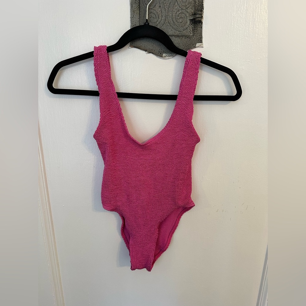 Bond-eye Mara one piece
